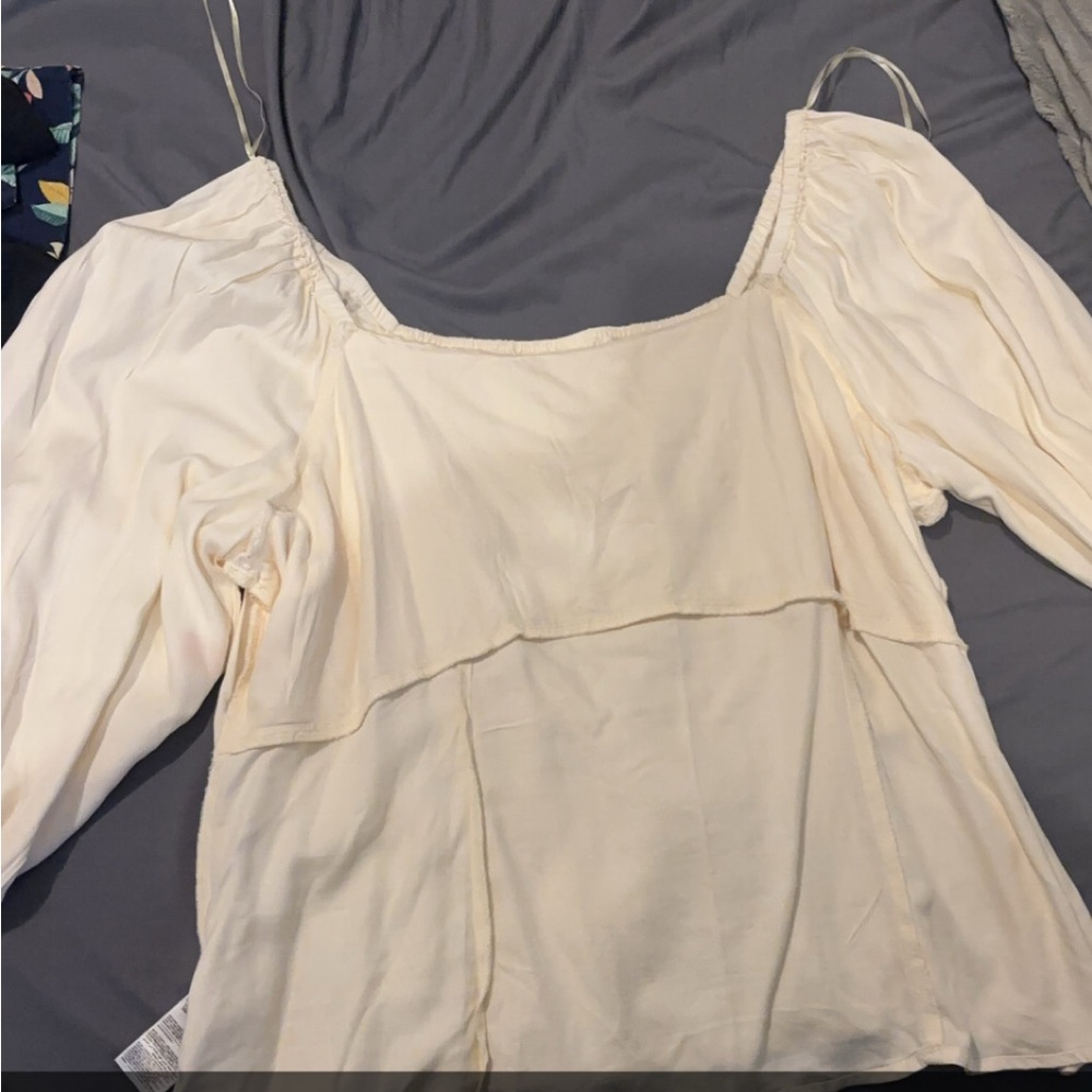 Off shoulder Top